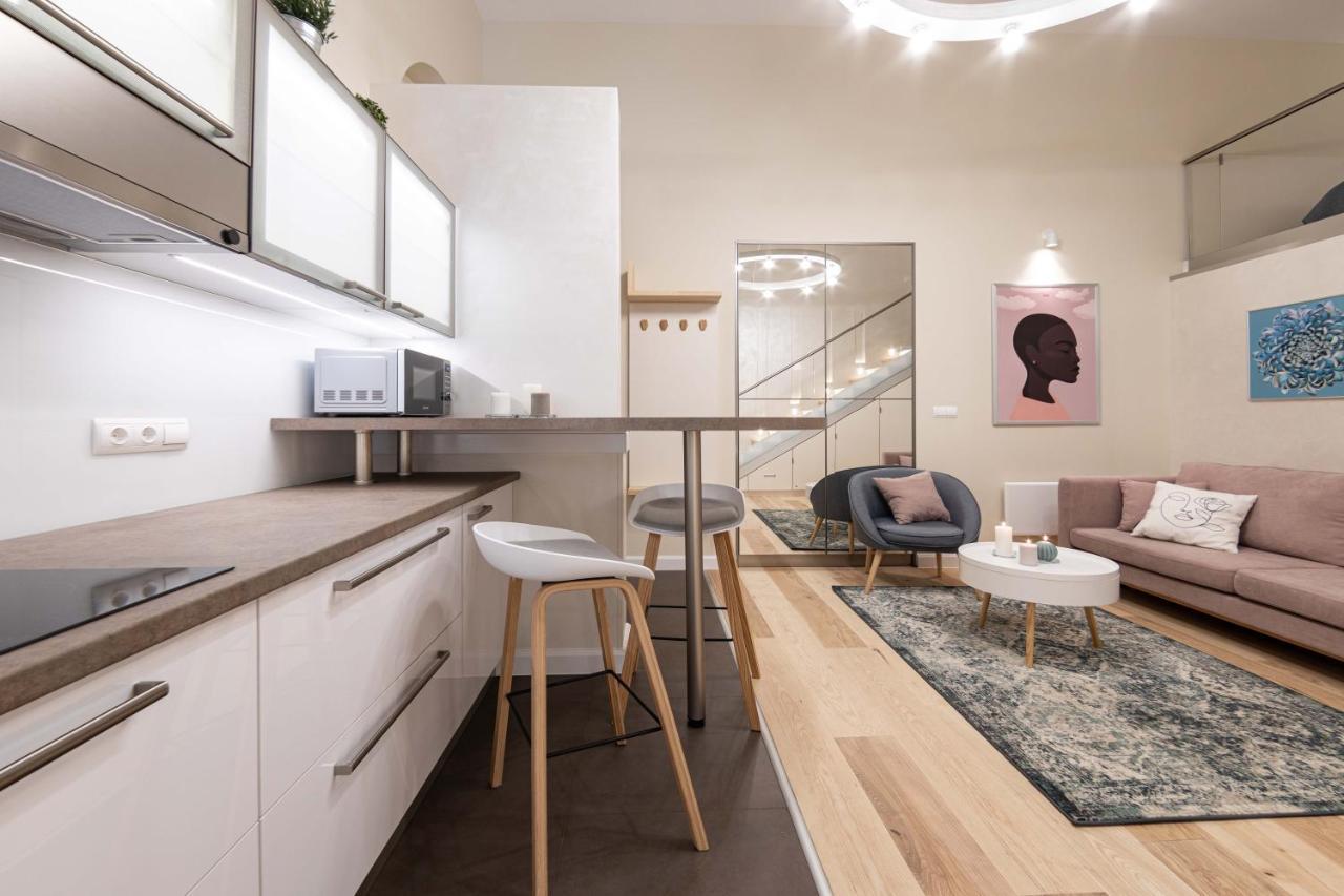 Ozone One Apartment Budapeste Exterior foto